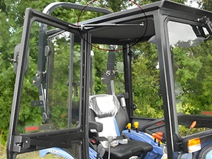 Сельскохозяйственная техника (капоты, люки)