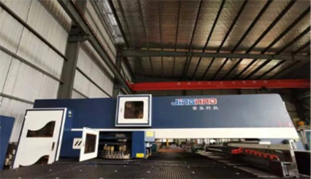 Высокоскоростной координатно-пробивной пресс с ЧПУ